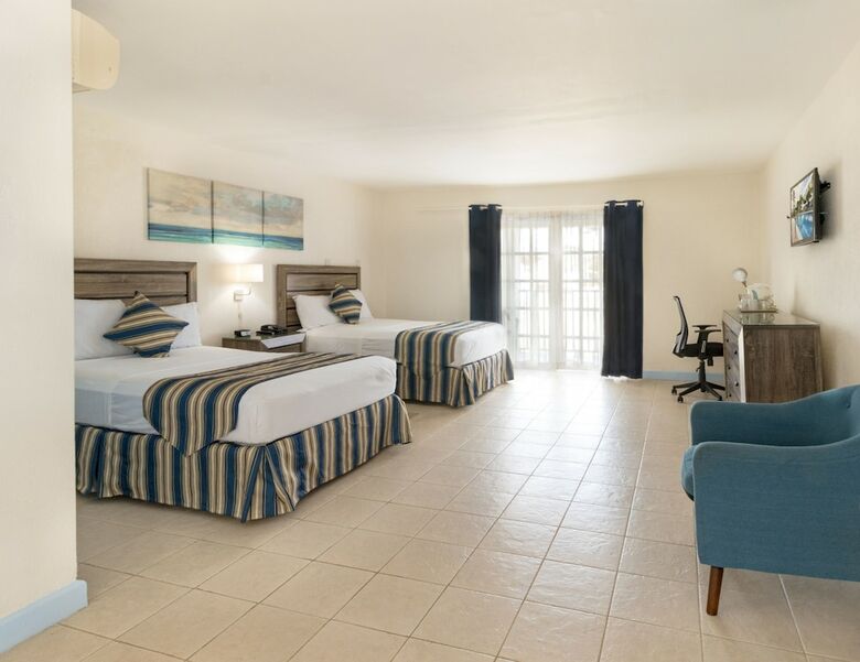 Time Out Hotel