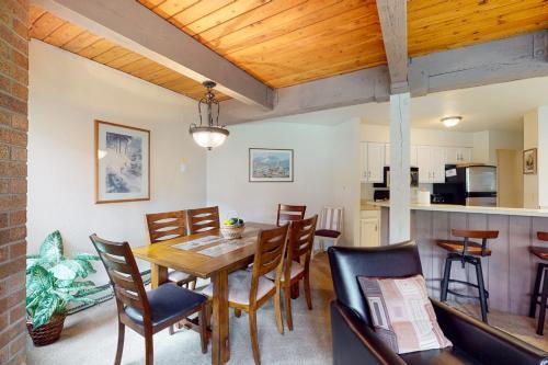 Lodge A At Steamboat II
