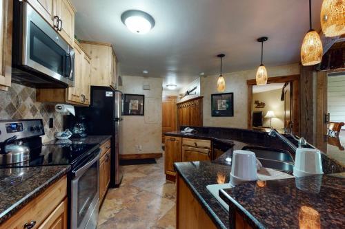 Lodge A At Steamboat II