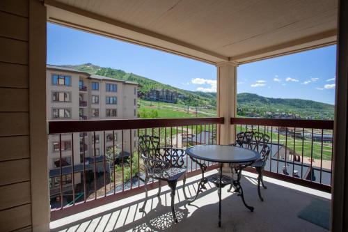 Torian Plum Plaza 507