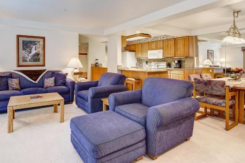 Torian Plum Plaza 507