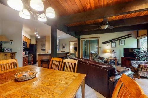 Lodge B At Steamboat