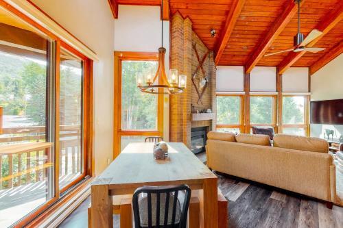Lodge B At Steamboat II