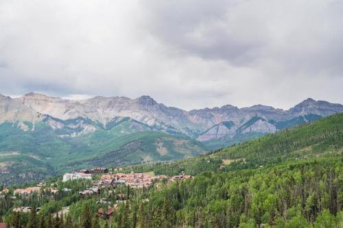 Cassidy Ridge Condos