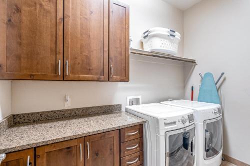 Cassidy Ridge Condos