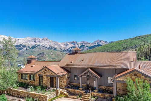 Cassidy Ridge Condos