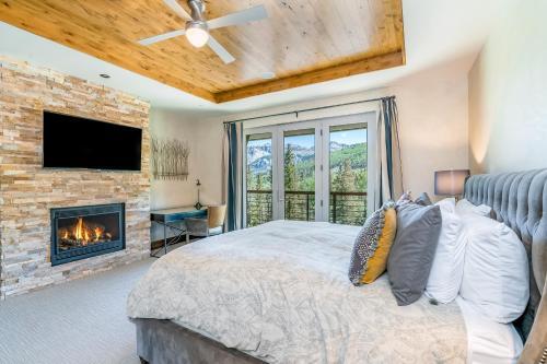 Cassidy Ridge Condos