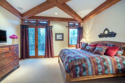 Autumn Ridge By Exceptional Stays