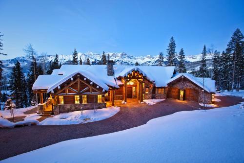 Autumn Ridge By Exceptional Stays