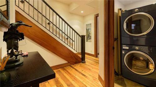 See Forever San Sophia 114 (condo)