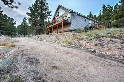 Gorgeous Twin Lakes Home With Deck Overlooking Mtns!
