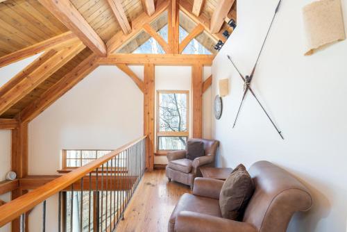 Quakey Lane 241 - Strong Elk