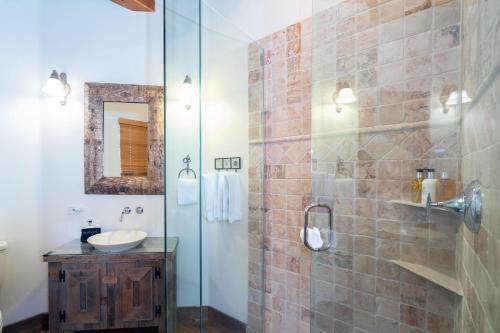 Quakey Lane 241 - Strong Elk