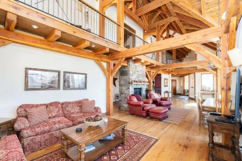 Quakey Lane 241 - Strong Elk