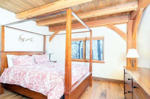 Quakey Lane 241 - Strong Elk