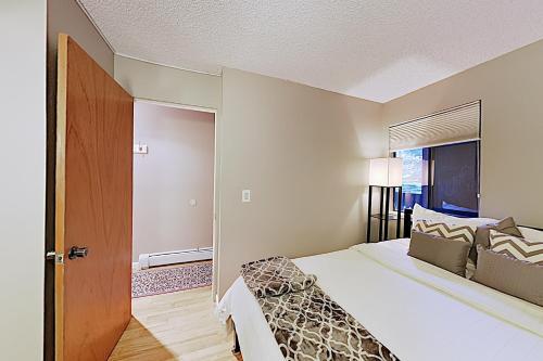 Apartamento S Frontage Condo #b203 Condo