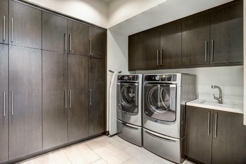 Apartamento Luxury Seclusion-stunning Mtn Views-access To Base Amenities Duplex