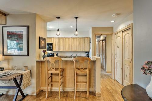 Apartamento Vail Ski Condo With Comm Pool And Mtn Shuttle!