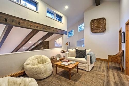 Booth Falls Townhome With Patio - Close To Vail And Bus