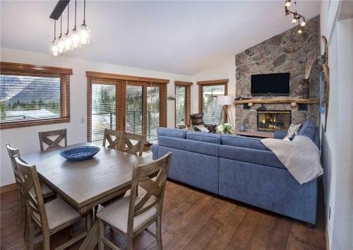 Apartamento 445 Timberfalls Court Condo