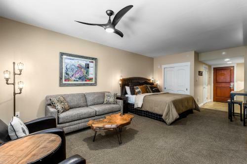 Ski In - Ski Out Modern Condo
