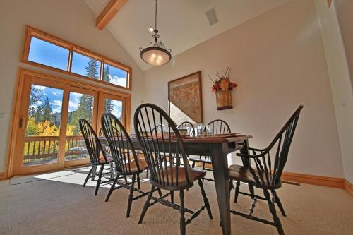 Timber Lake Way 491