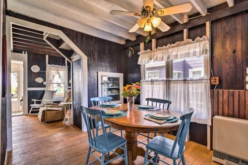 Beachfront Cottage With Porch On Long Island Sound