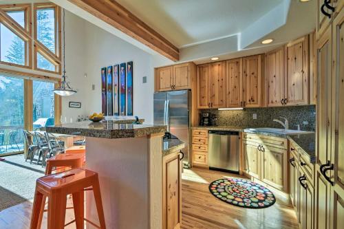 Cozy Townhome Just 4 Miles To Winter Park Resort!