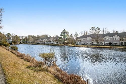 Sea Colony - 55040 Pine Lake