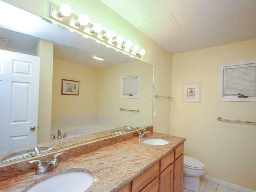 Sea Colony - 53060 Lakeshore