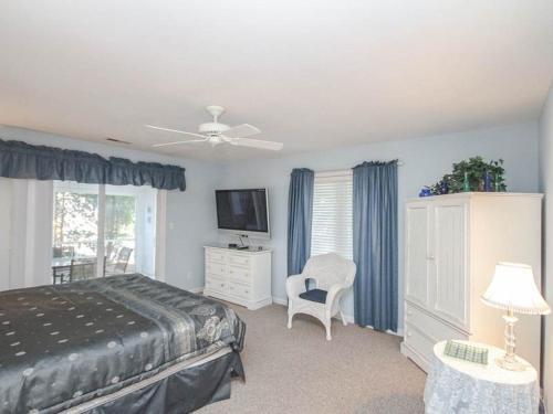Sea Colony - 53060 Lakeshore