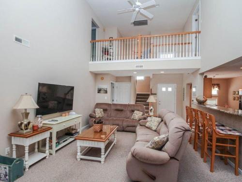 Sea Colony - 53060 Lakeshore