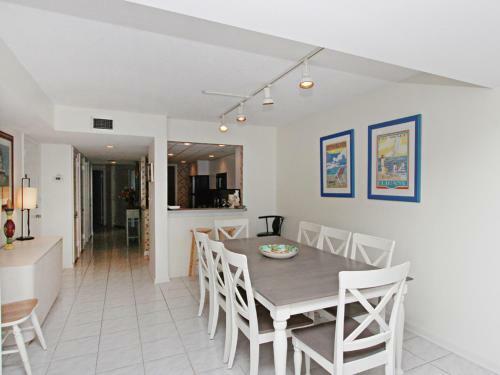 Sea Colony Edgewater House