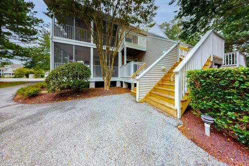 Sea Colony - 53063 Lakeshore
