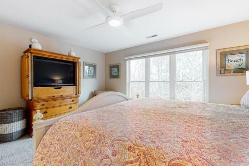Sea Colony Whispering Pines