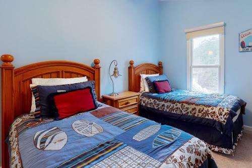 Sea Colony Whispering Pines