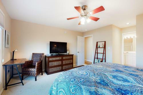 Sea Colony - 56159 Cypress Lake