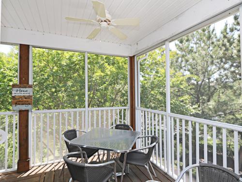 Sea Colony - 55021 Pine Lake