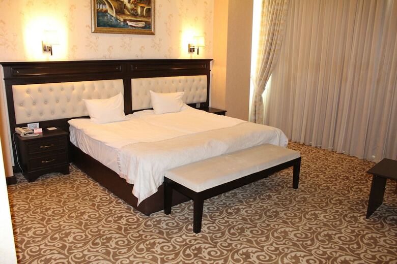 New Baku Hotel