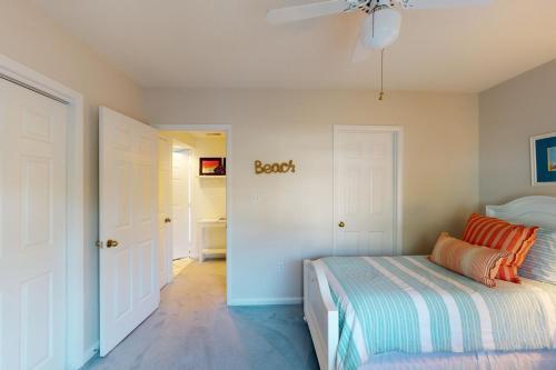 Sea Colony Evergreen