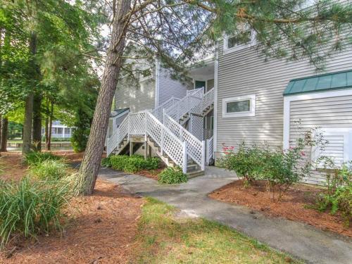Sea Colony Tall Pines II