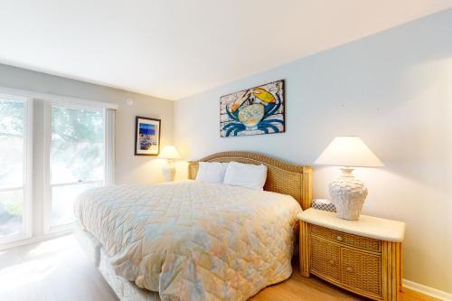 Sea Colony West Lake