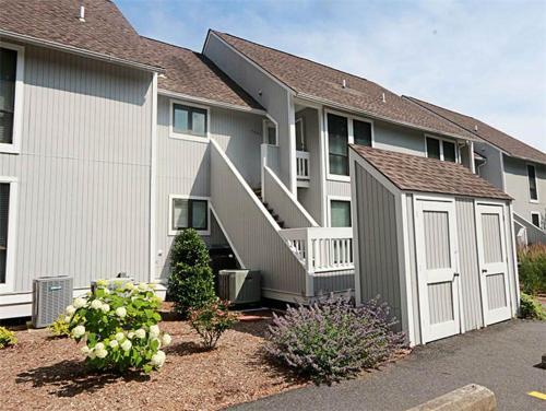 Sea Colony West Lake