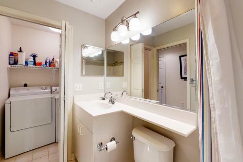 Sea Colony Whispering Pines II
