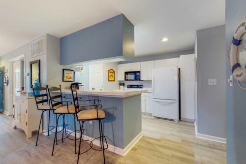 Sea Colony- 54010 Sand Dollar