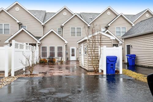 Millville By The Sea - 30006 Center