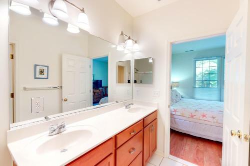 Bear Trap Dunes - 219 October Glory