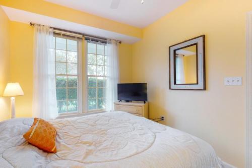 Bear Trap Dunes - 232a October Glory