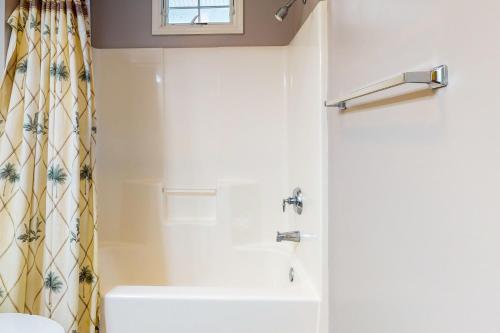 Bear Trap Dunes - 232a October Glory