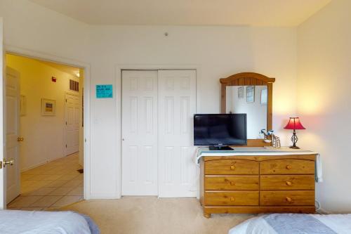 Bear Trap Dunes - 128c October Glory